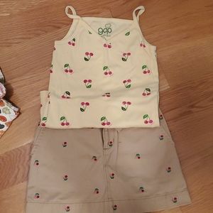 Gap Outfit Size 5 Cherries